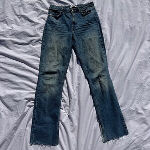 Zara Relaxed Straight Leg Jeans w/ Raw Hem & Inner Ankle Slit – Size 6